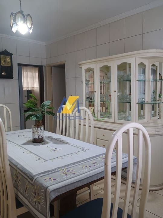 Casa, 3 quartos, 204 m² - Foto 10