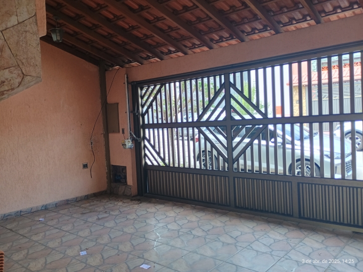Casa, 4 quartos, 173 m² - Foto 1