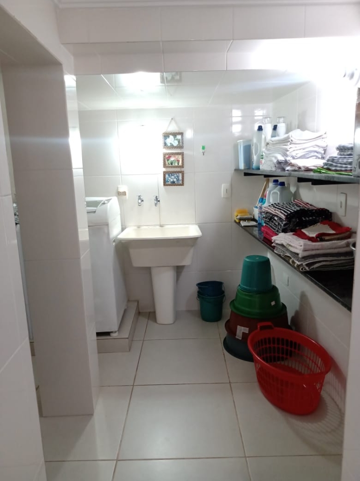 Casa, 3 quartos, 250 m² - Foto 6