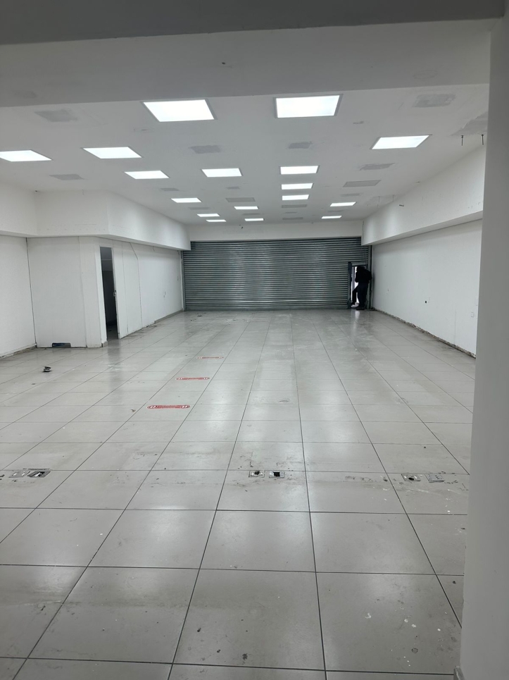 Loja-Salão, 300 m² - Foto 13