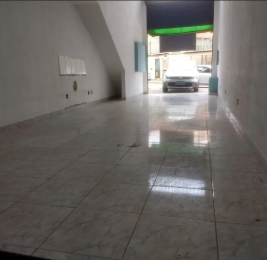 Loja-Salão, 180 m² - Foto 1