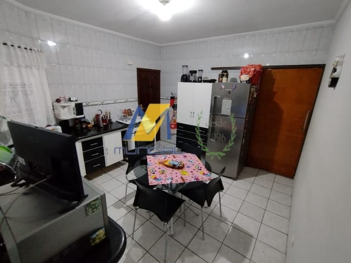 Casa, 3 quartos, 210 m² - Foto 5