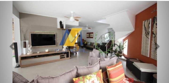 Casa, 4 quartos, 320 m² - Foto 1