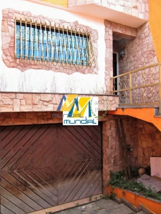 Casa, 4 quartos, 252 m² - Foto 1