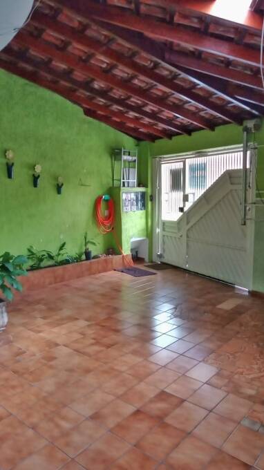 Casa, 3 quartos, 168 m² - Foto 2