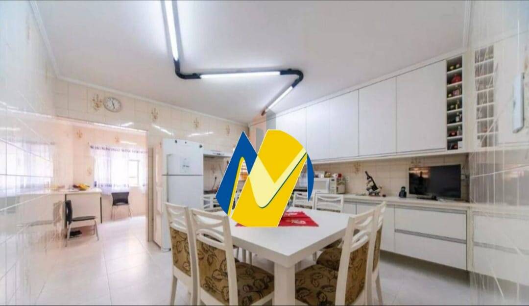 Casa, 3 quartos, 223 m² - Foto 22