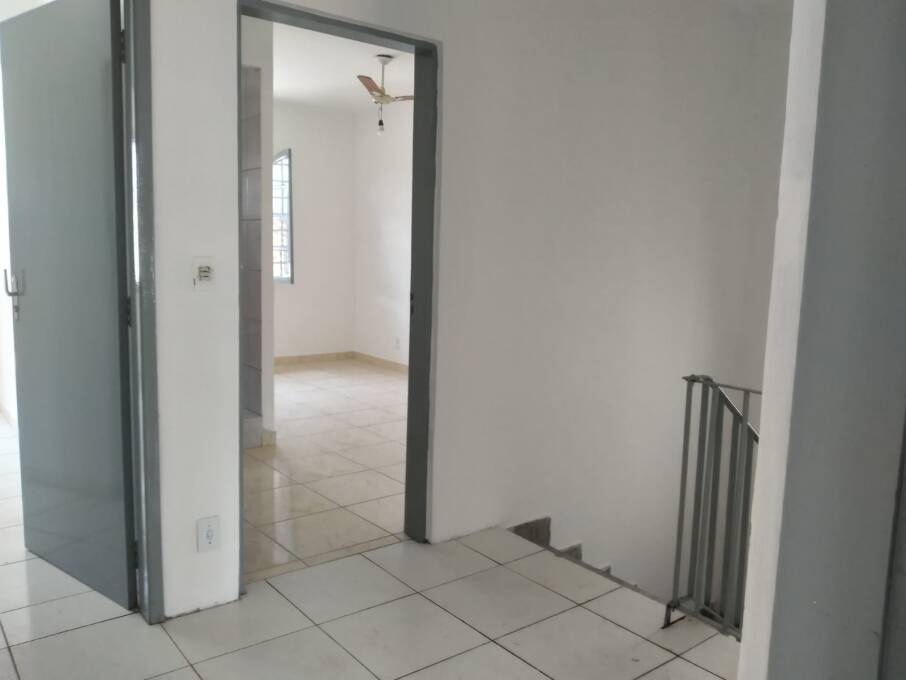 Casa, 5 quartos, 262 m² - Foto 2