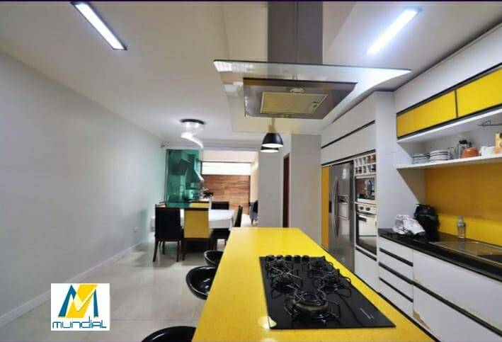 Sobrado, 3 quartos, 240 m² - Foto 2