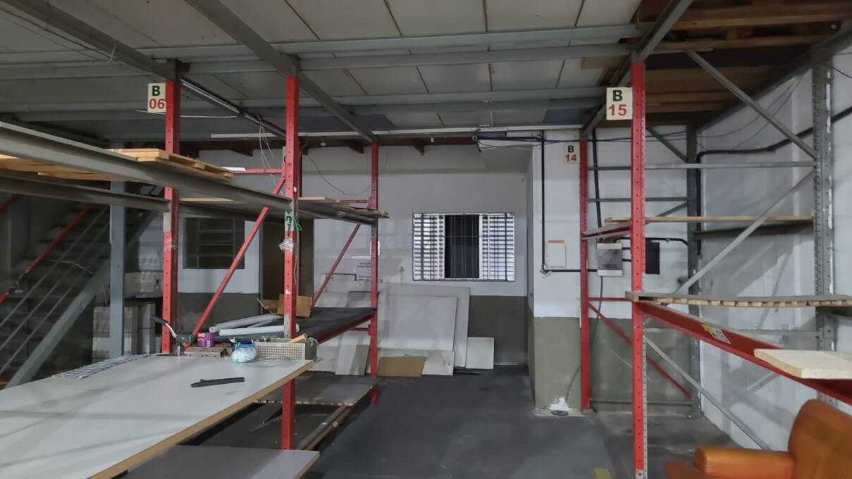 Depósito-Galpão, 300 m² - Foto 8