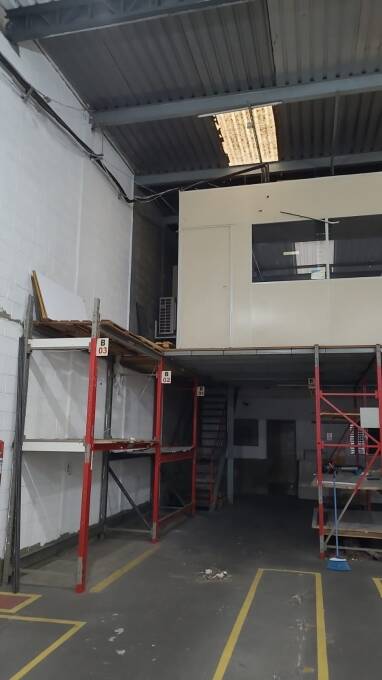 Depósito-Galpão, 300 m² - Foto 12