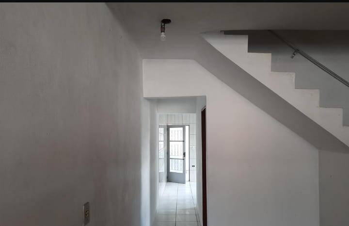 Sobrado, 3 quartos, 200 m² - Foto 1