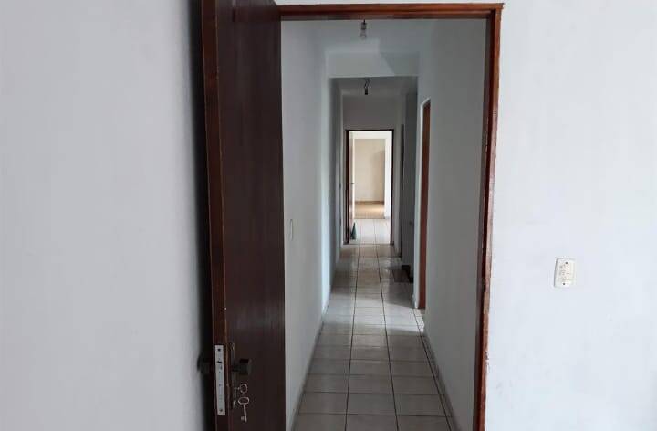 Sobrado, 3 quartos, 200 m² - Foto 2