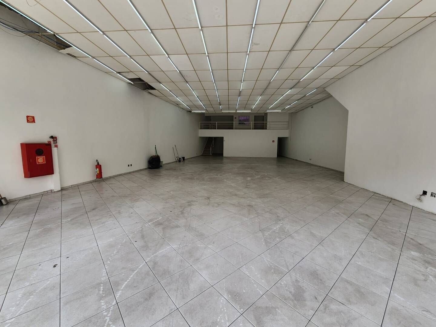 Depósito-Galpão, 340 m² - Foto 4