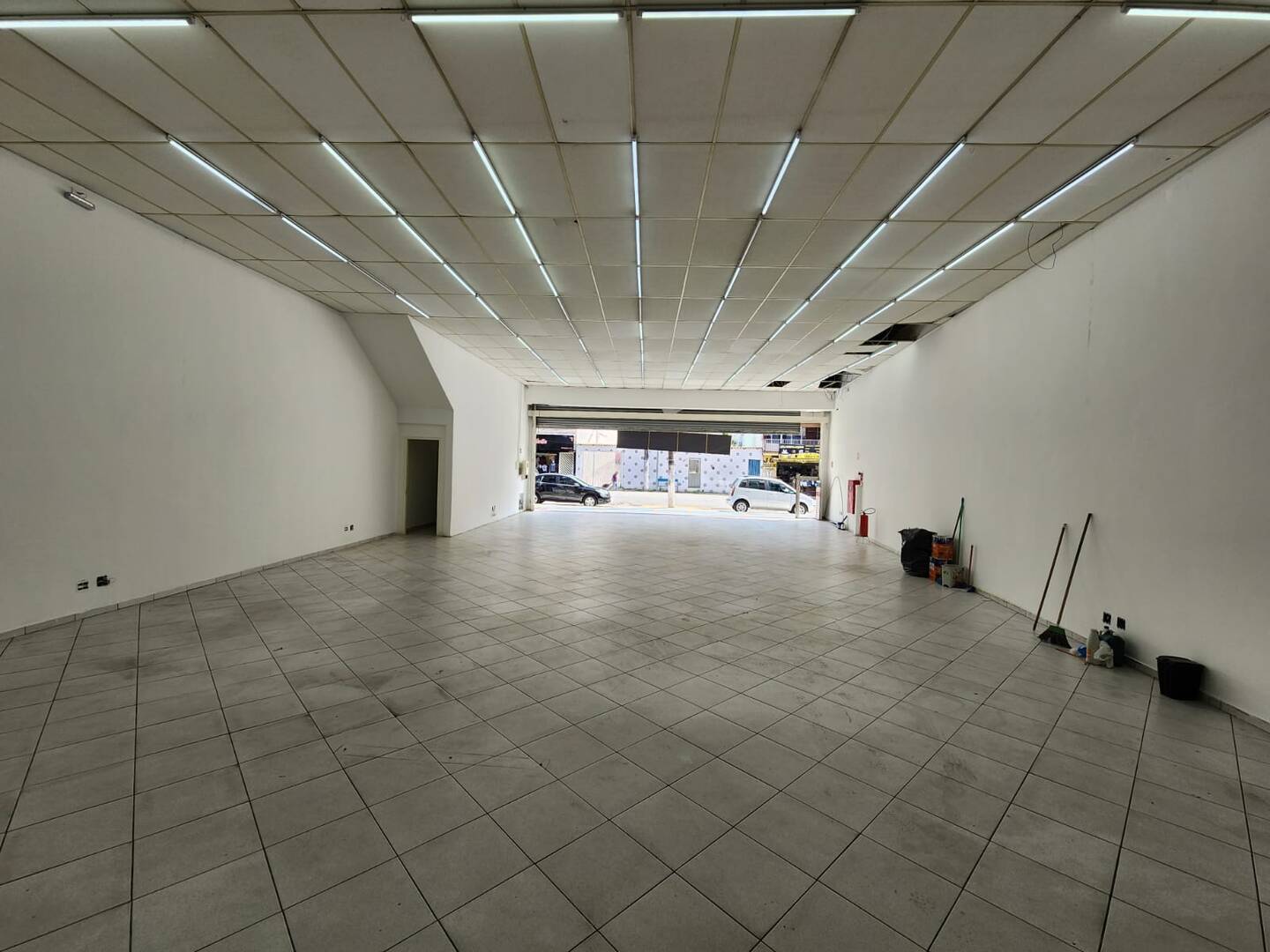 Depósito-Galpão, 340 m² - Foto 5