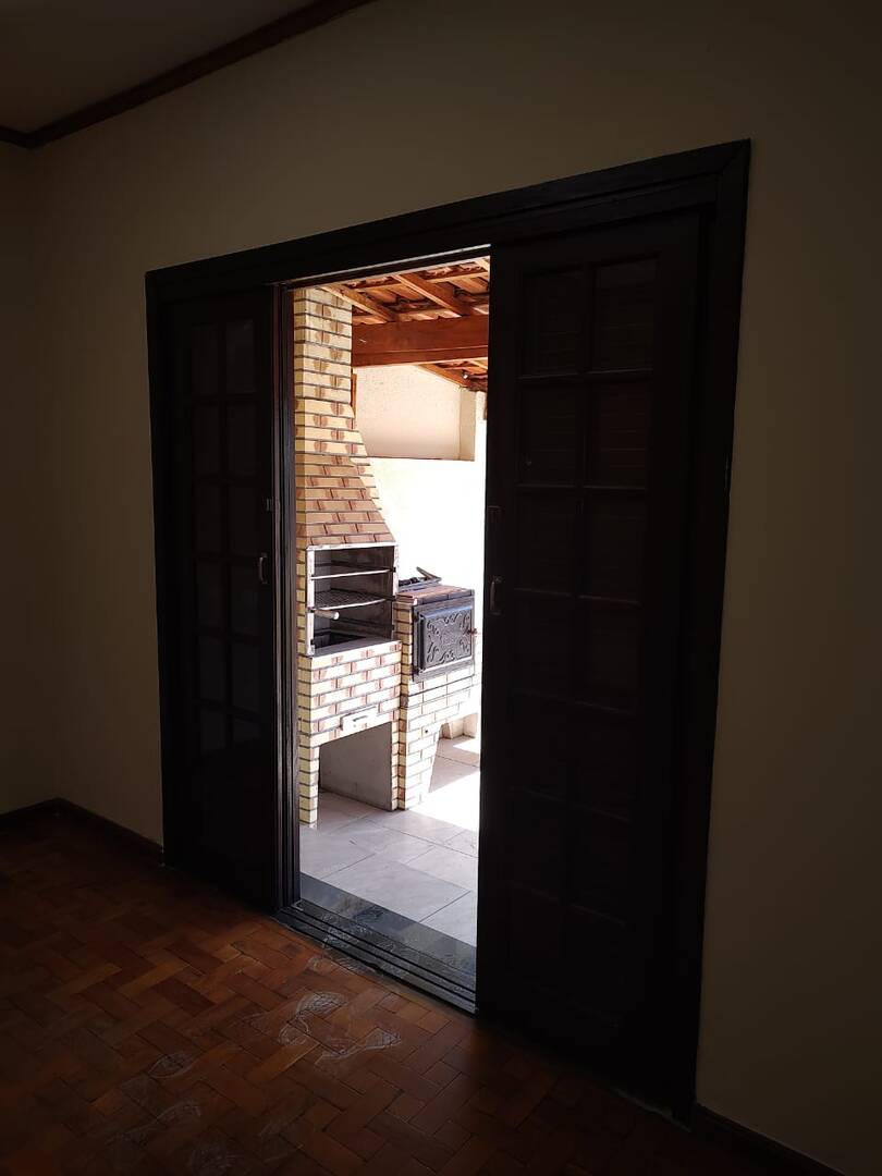 Sobrado, 3 quartos, 160 m² - Foto 1