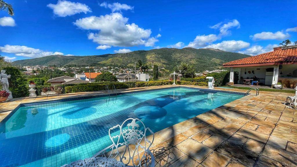 Sobrado, 5 quartos, 550 m² - Foto 1