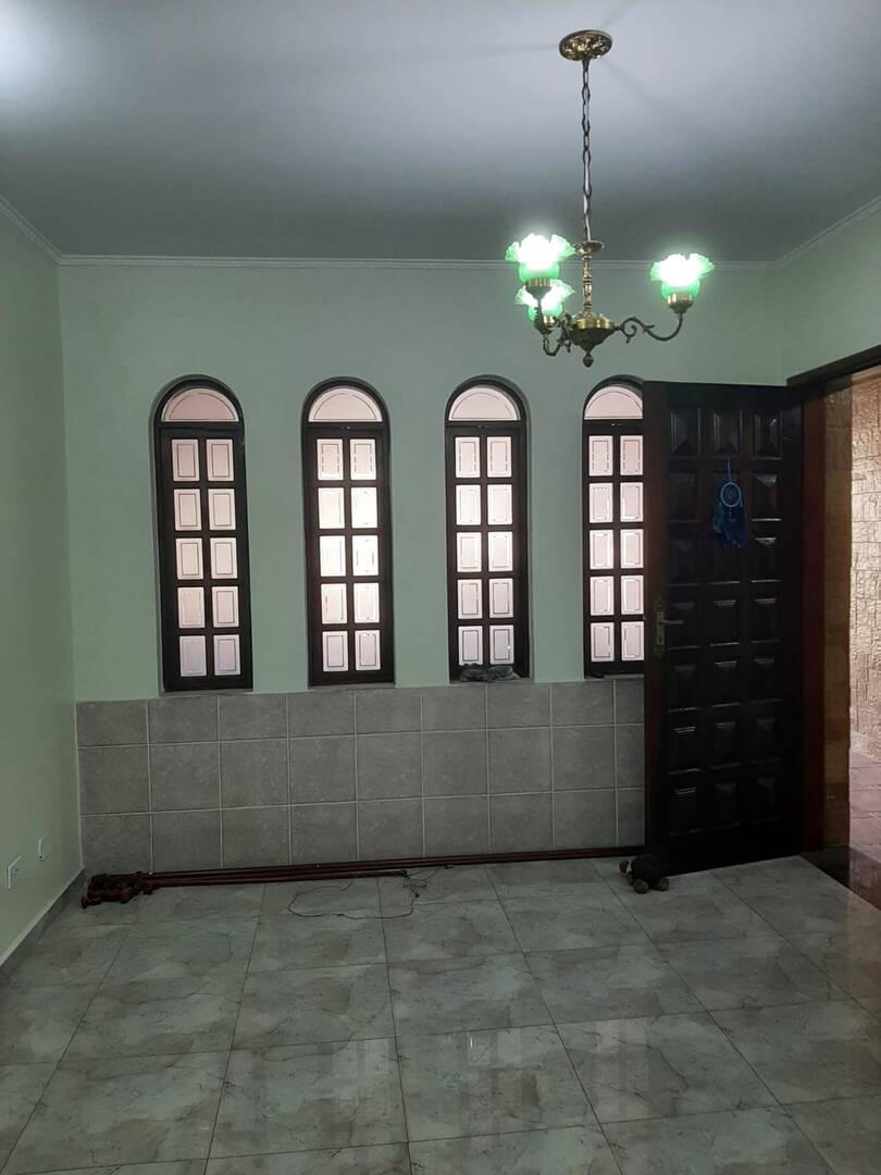 Sobrado, 3 quartos, 180 m² - Foto 1