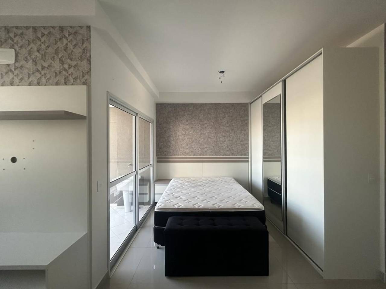 Apartamento, 1 quarto, 37 m² - Foto 1