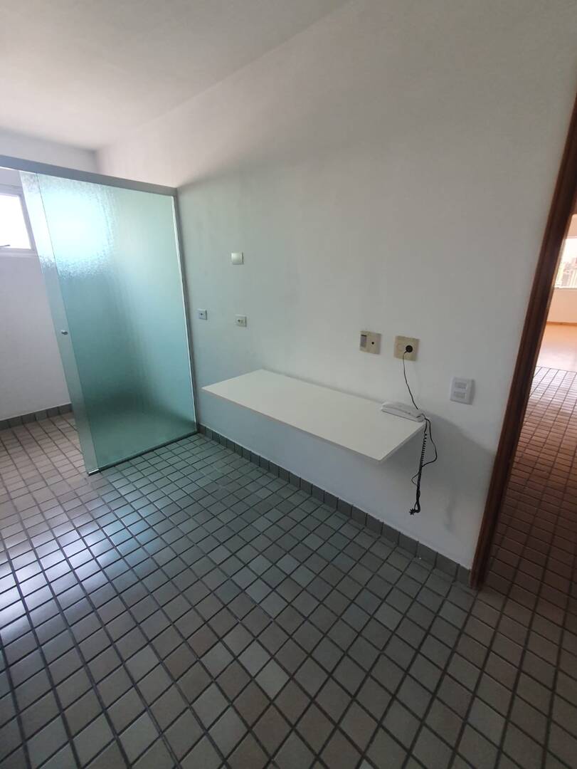 Apartamento, 2 quartos, 77 m² - Foto 2