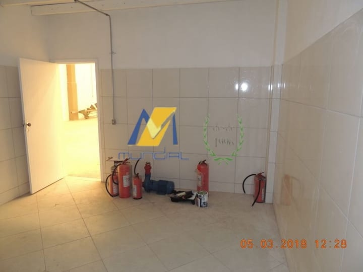 Sala-Conjunto, 1350 m² - Foto 17