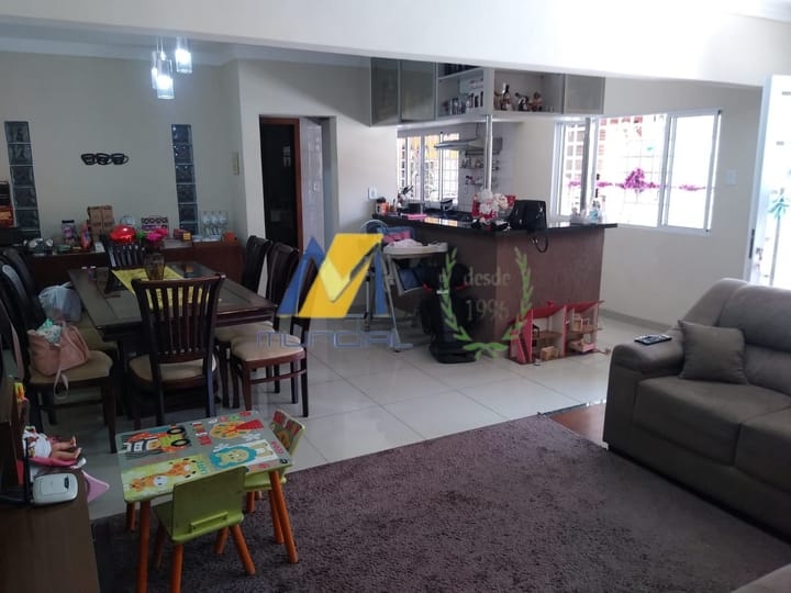 Casa, 3 quartos, 324 m² - Foto 22