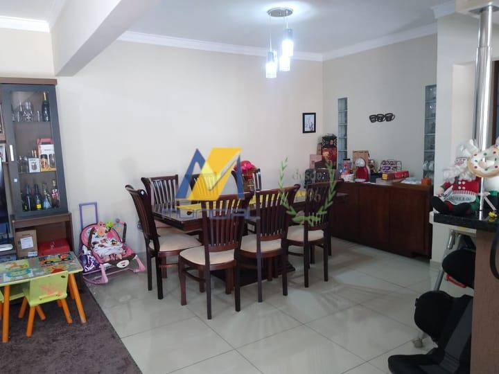 Casa, 3 quartos, 324 m² - Foto 25