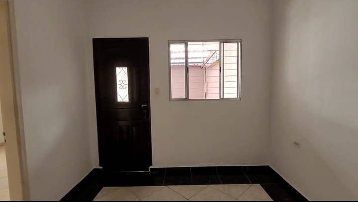 Casa, 2 quartos, 170 m² - Foto 1