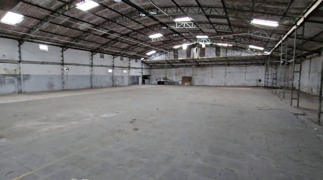 Depósito-Galpão, 1550 m² - Foto 2
