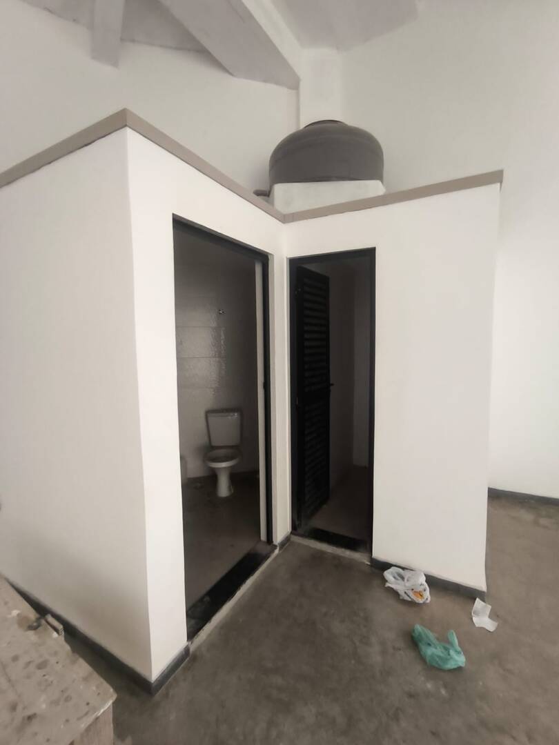 Depósito-Galpão, 137 m² - Foto 2