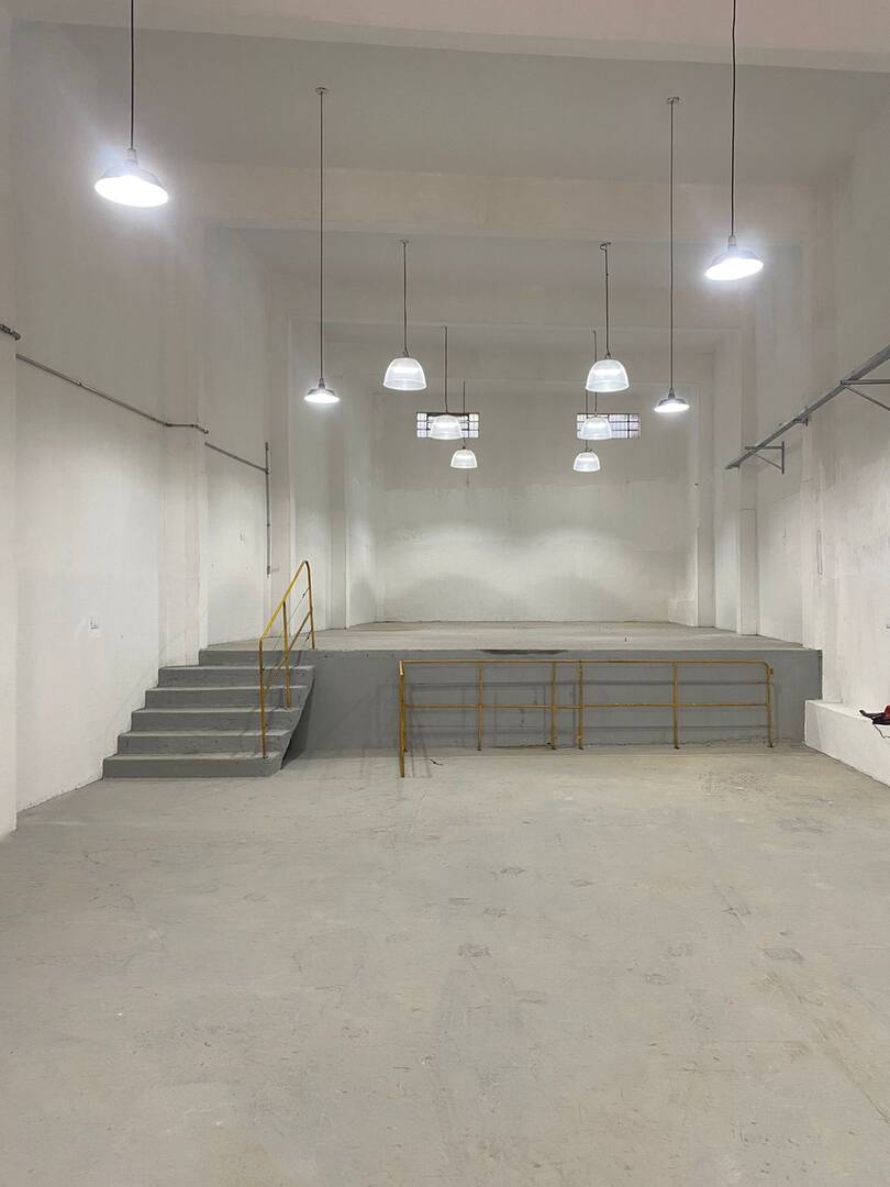 Loja-Salão, 240 m² - Foto 1