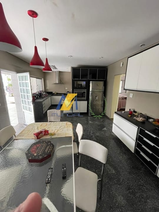 Casa, 4 quartos, 300 m² - Foto 8