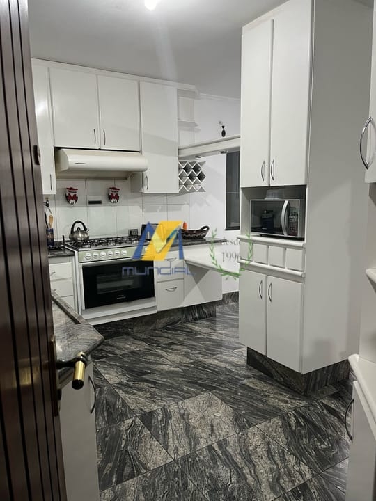 Sobrado, 4 quartos, 300 m² - Foto 2