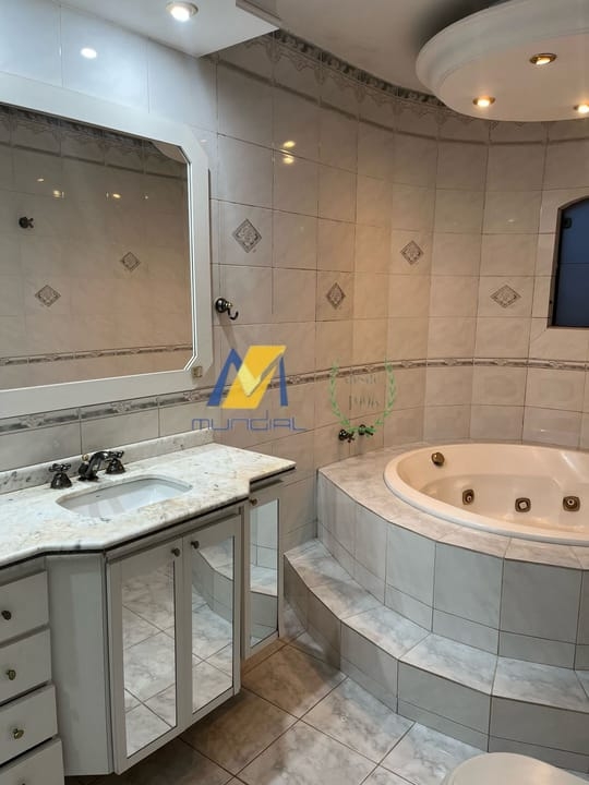 Sobrado, 4 quartos, 300 m² - Foto 1