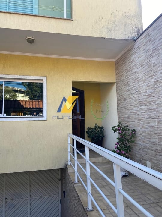 Casa, 3 quartos, 238 m² - Foto 2