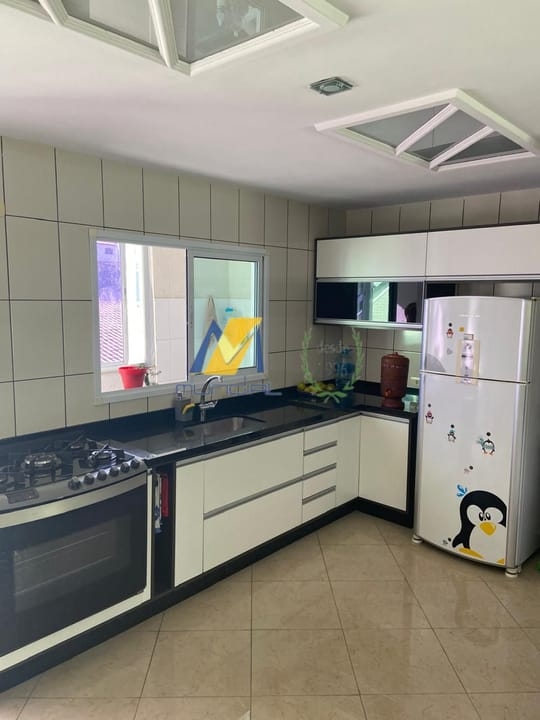 Casa, 3 quartos, 238 m² - Foto 12