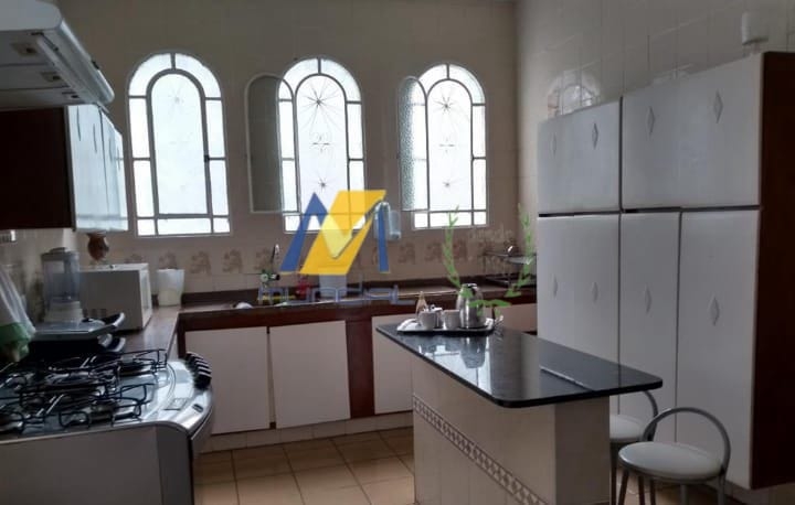 Casa, 5 quartos, 275 m² - Foto 9