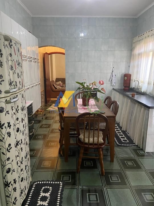 Casa, 2 quartos, 170 m² - Foto 1