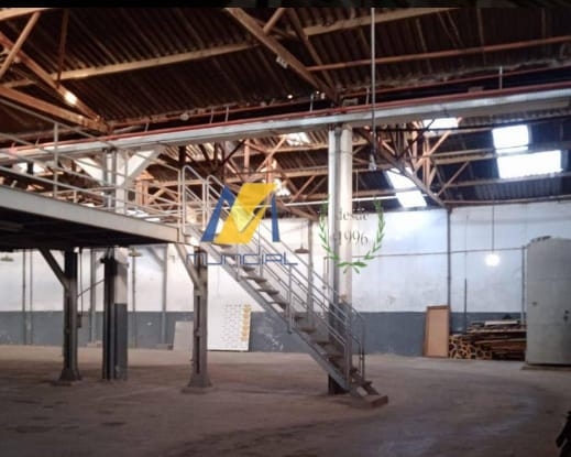 Sala-Conjunto, 2100 m² - Foto 10