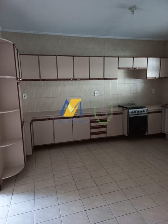 Casa, 3 quartos, 240 m² - Foto 14