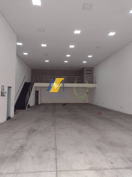 Sala-Conjunto, 300 m² - Foto 1
