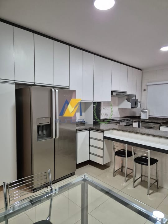 Casa, 3 quartos, 300 m² - Foto 2