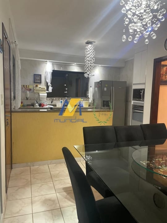 Casa, 3 quartos, 219 m² - Foto 2