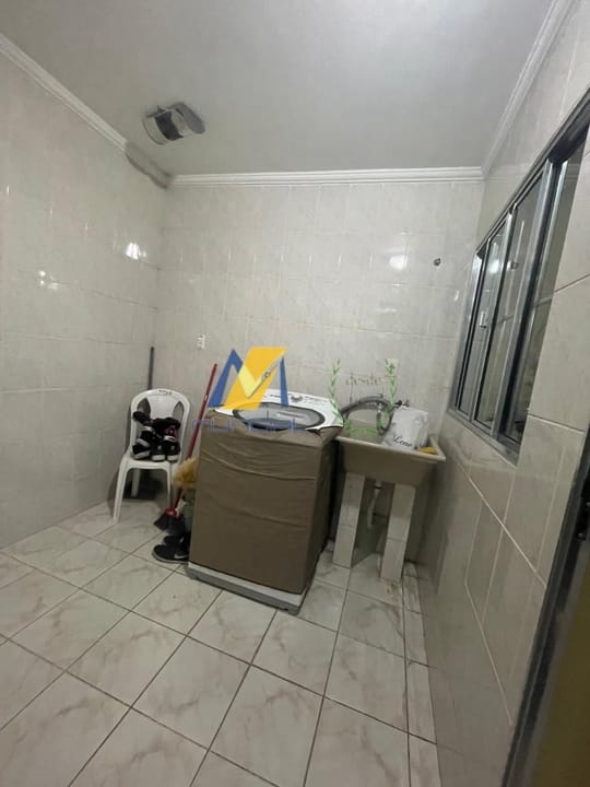 Casa, 3 quartos, 219 m² - Foto 13