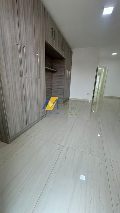 Casa, 3 quartos, 181 m² - Foto 4