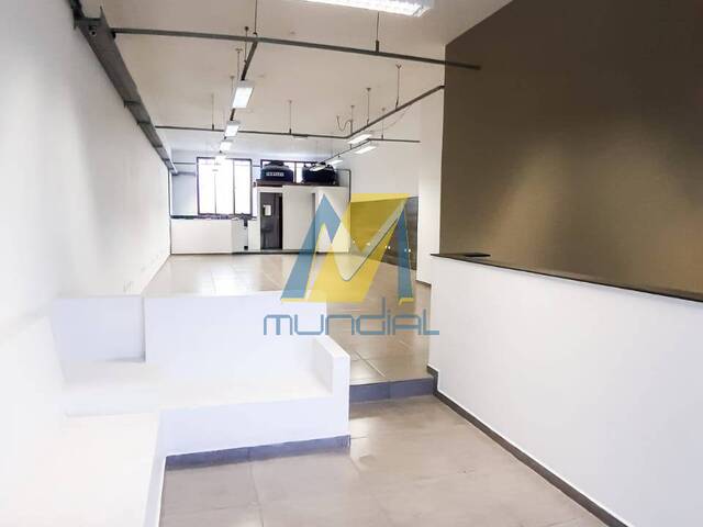 #659 - Salão Comercial para Venda em Santo André - SP