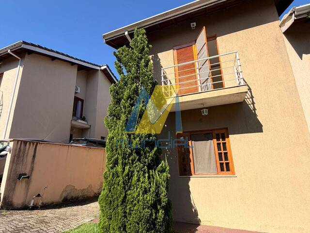 Casa para Venda em Atibaia - 2