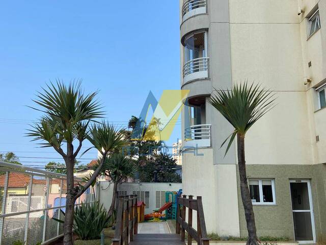 Venda em casa branca - Santo André