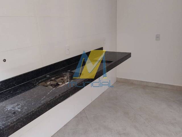 Sobrado para Venda em Santo André - 3