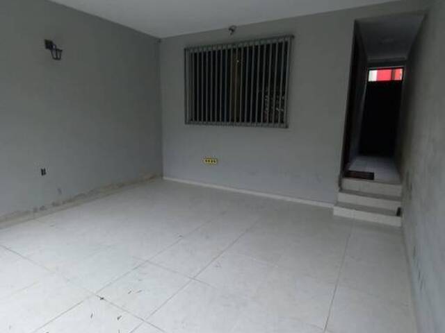 #1780 - Casa para Venda em Santo André - SP - 2