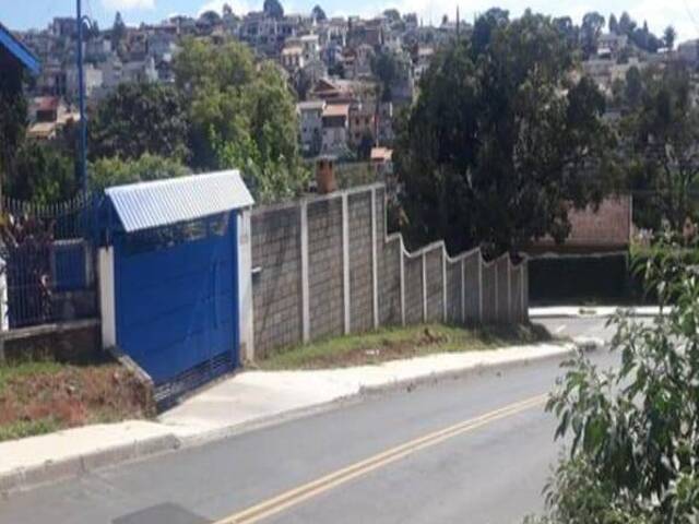 #2068 - Casa para  em Atibaia - SP - 1